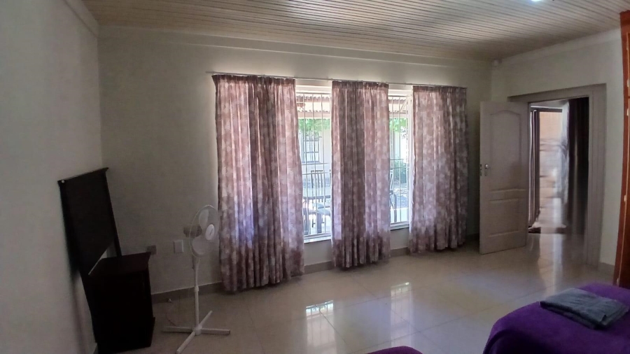 To Let 4 Bedroom Property for Rent in Fichardt Park Free State